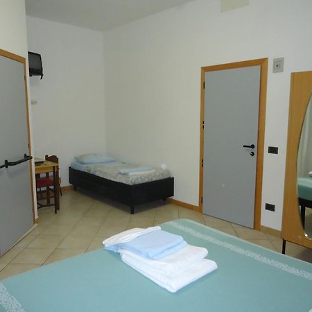 Hotel L&V Rimini Extérieur photo
