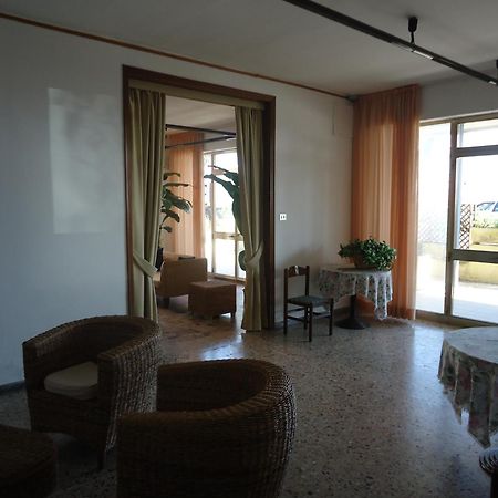 Hotel L&V Rimini Extérieur photo