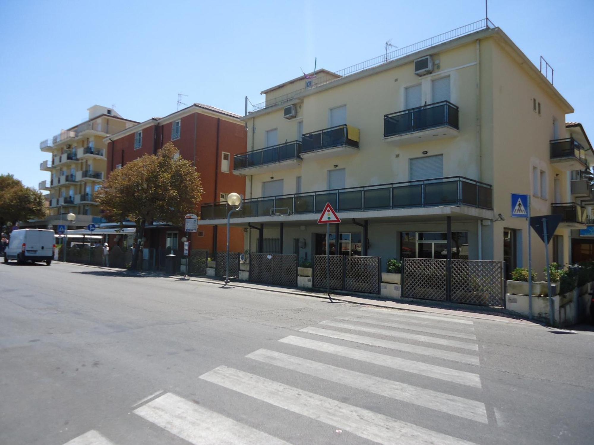 Hotel L&V Rimini Extérieur photo